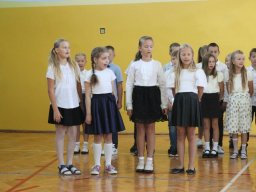 b_1024_768_0_00_images_2023_2024_WYDARZENIA_Rozpoczecie_374146765_766109121983705_854233316346689728_n